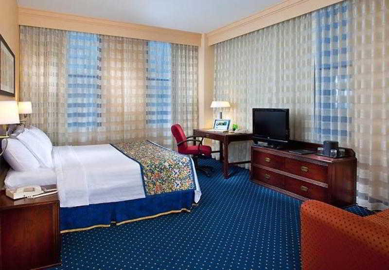 Courtyard By Marriott New Orleans Downtown Near The French Quarter Hotel Ruang foto
