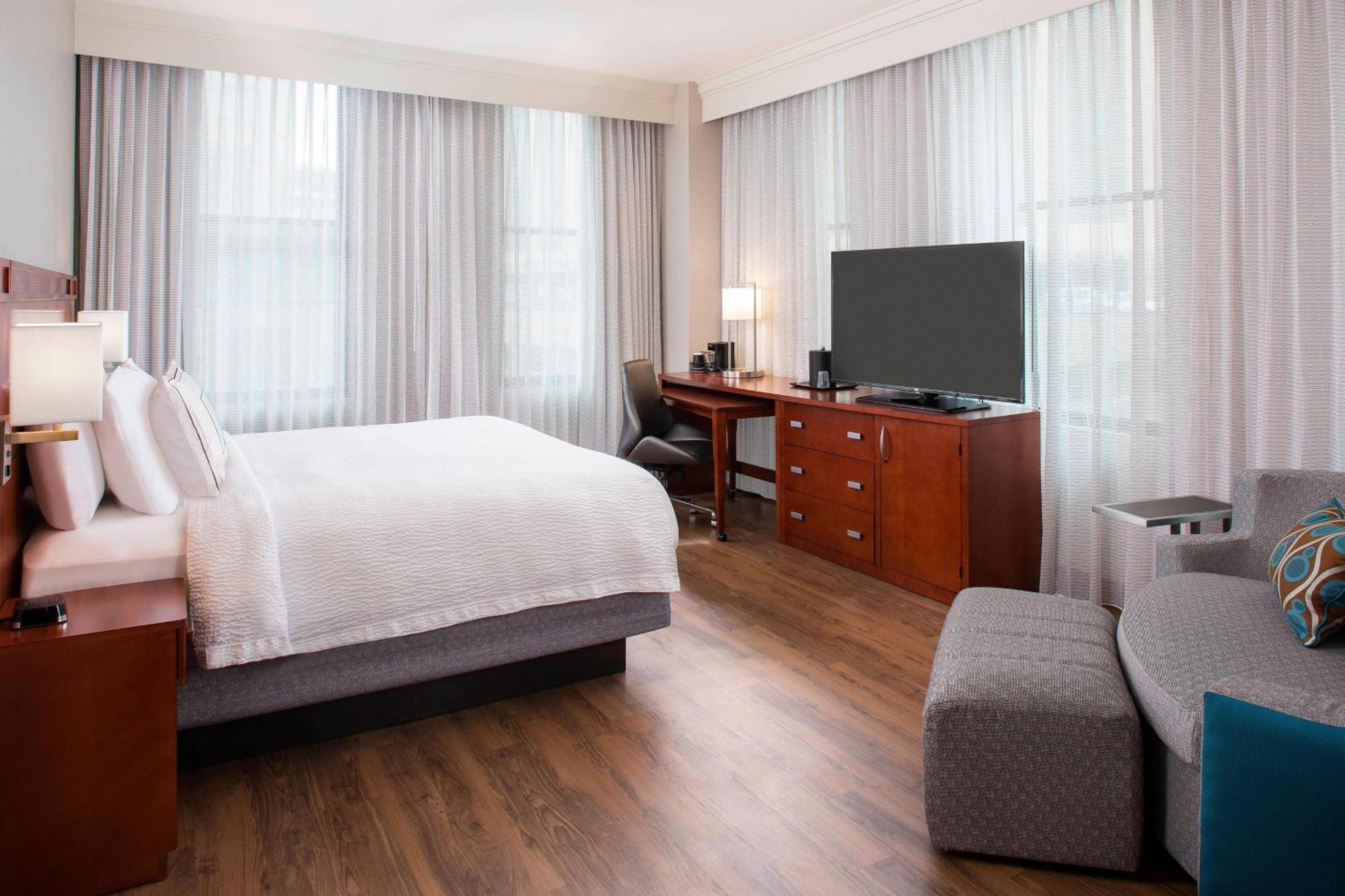Courtyard By Marriott New Orleans Downtown Near The French Quarter Hotel Bagian luar foto