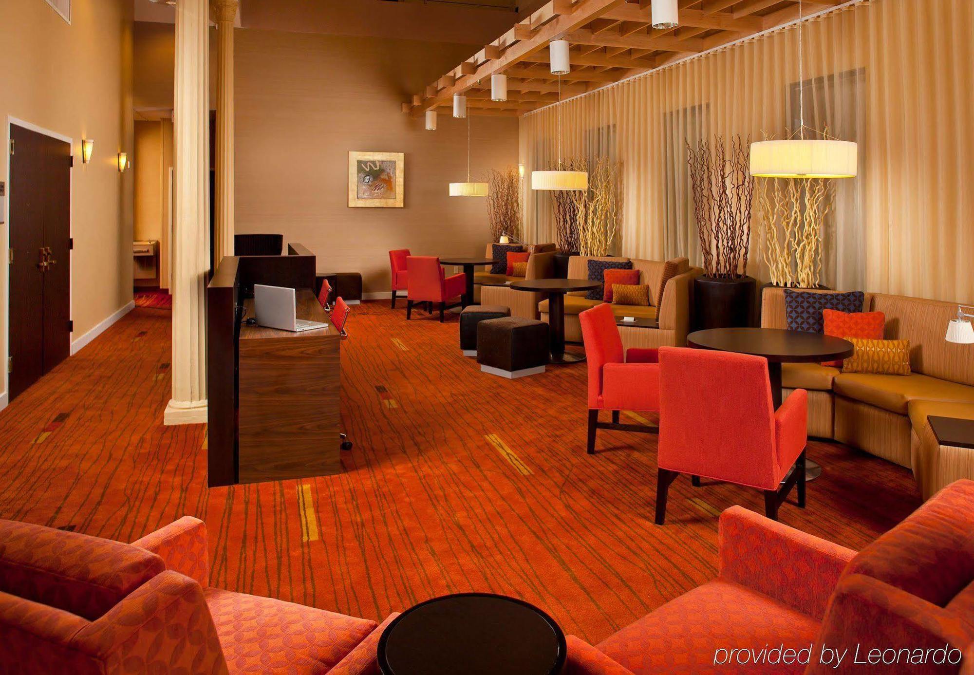 Courtyard By Marriott New Orleans Downtown Near The French Quarter Hotel Bagian luar foto